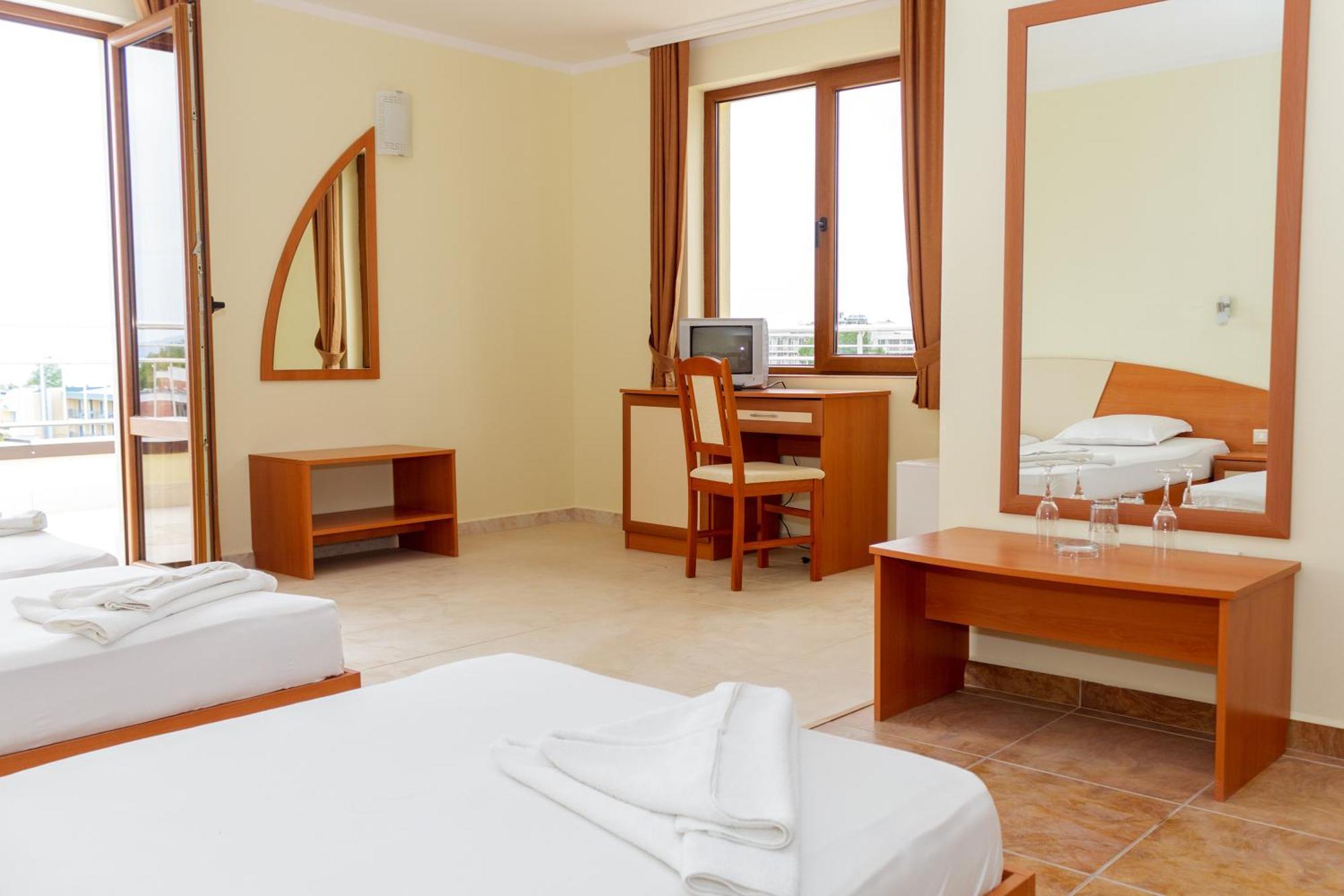 Hostel Malibu Pantai Sunny Bilik gambar