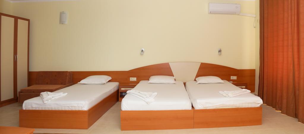 Hostel Malibu Pantai Sunny Bilik gambar