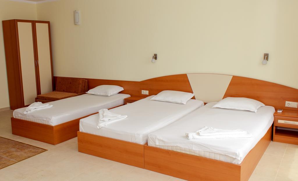 Hostel Malibu Pantai Sunny Bilik gambar